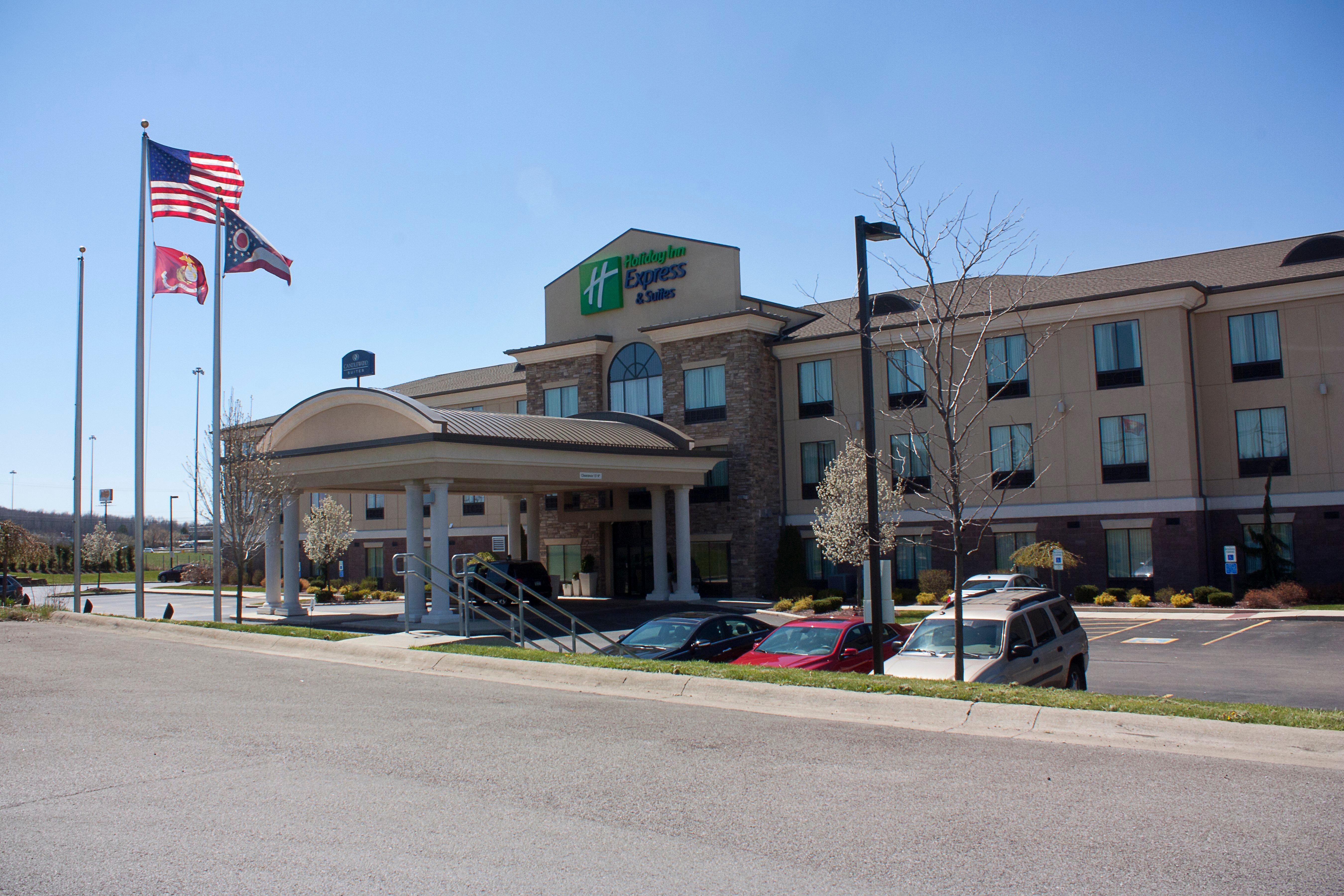 Holiday Inn Express & Suites Youngstown West I 80, An Ihg Hotel Екстер'єр фото