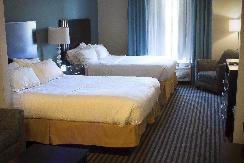 Holiday Inn Express & Suites Youngstown West I 80, An Ihg Hotel Екстер'єр фото